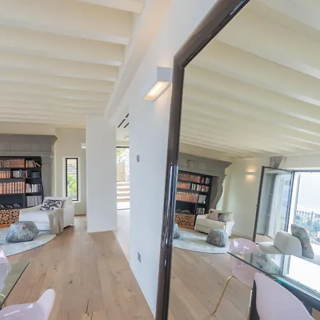 Donatella With Private & Infinity Pool By Rent Villa