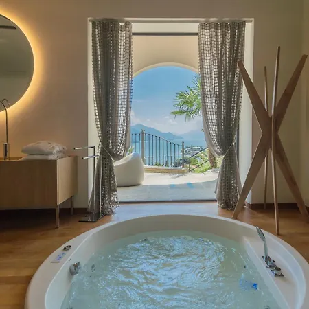 Donatella - Infinity Pool & Private Villa